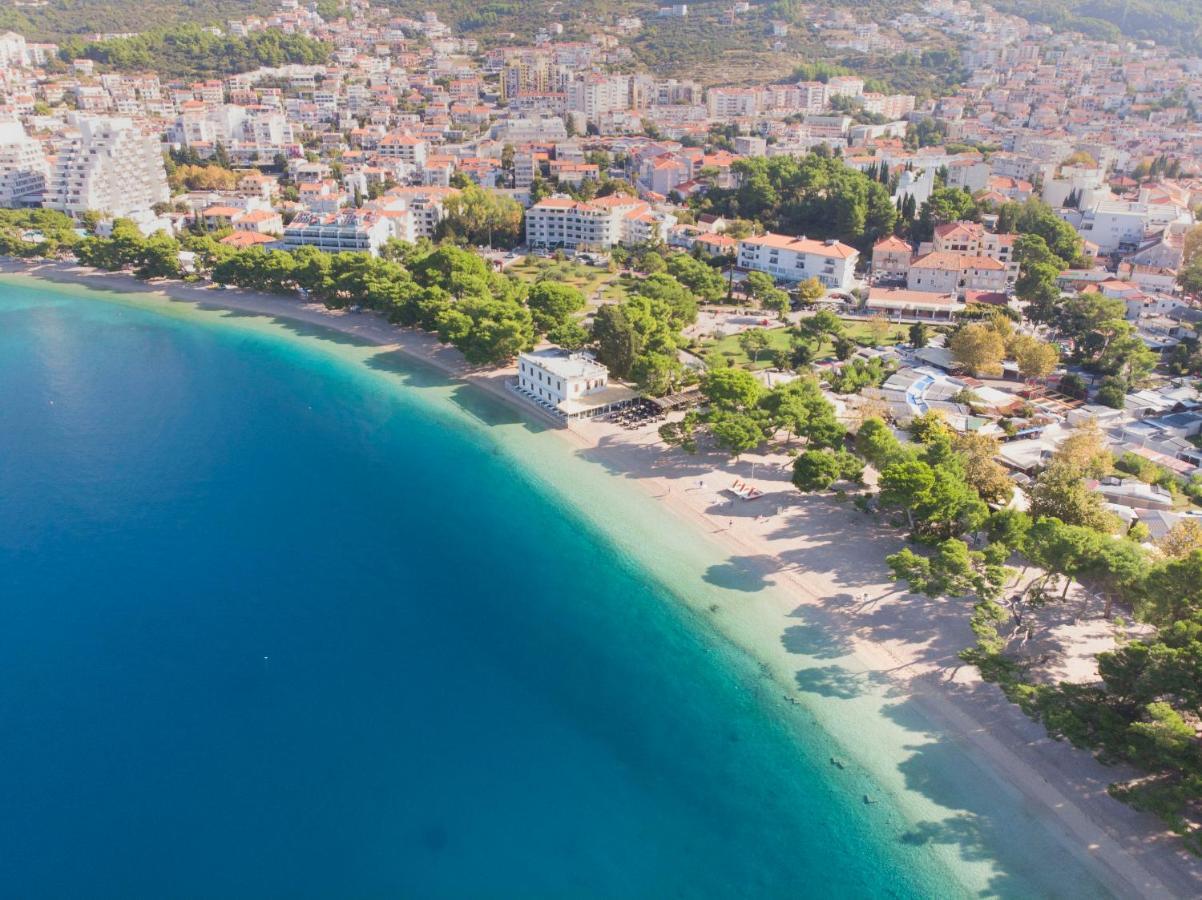 Apartments And Room Nevenka Makarska Exterior photo